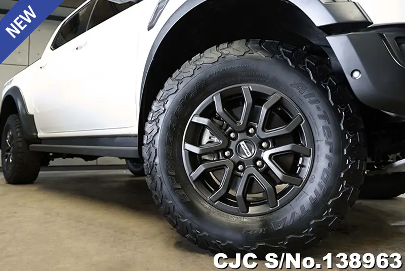 Ford Ranger in White for Sale Image 13