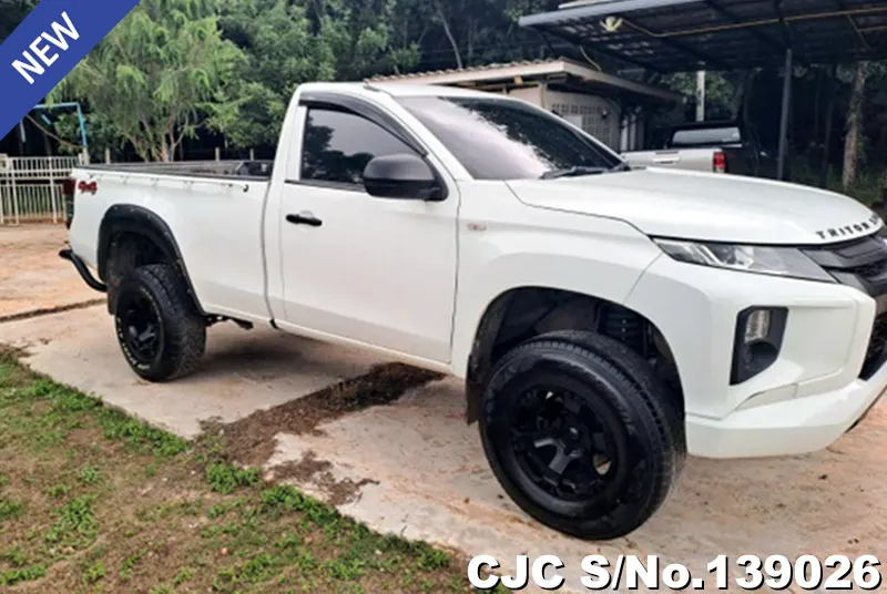 Mitsubishi / Triton