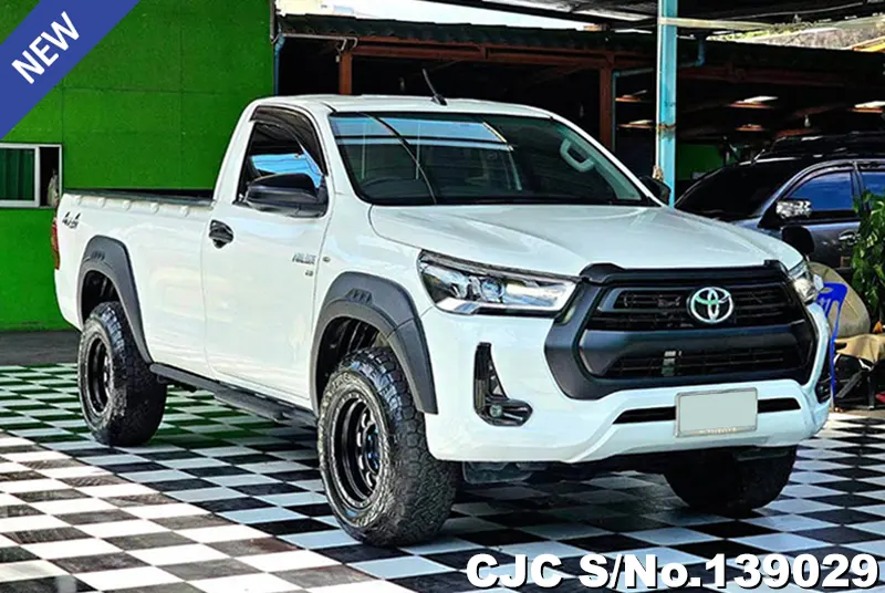 Toyota / Hilux / Revo