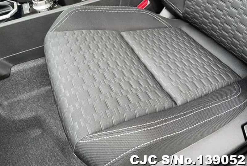 Mitsubishi Triton in White for Sale Image 13