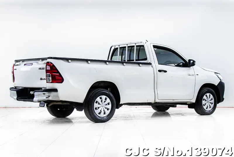 Toyota Hilux in White for Sale Image 3