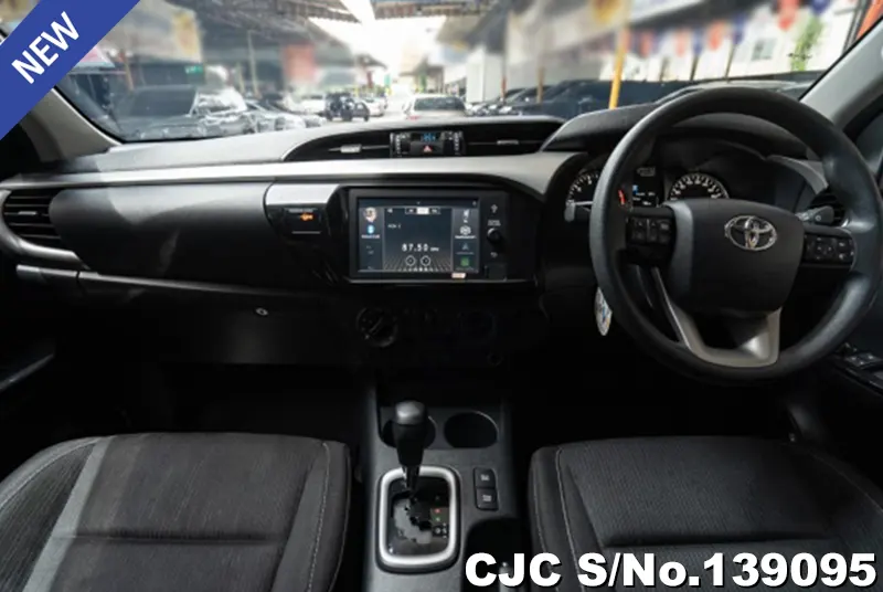 Toyota Hilux in White for Sale Image 6