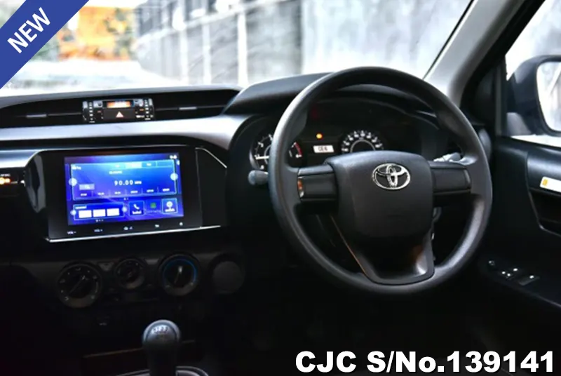 Toyota Hilux in Gray for Sale Image 5