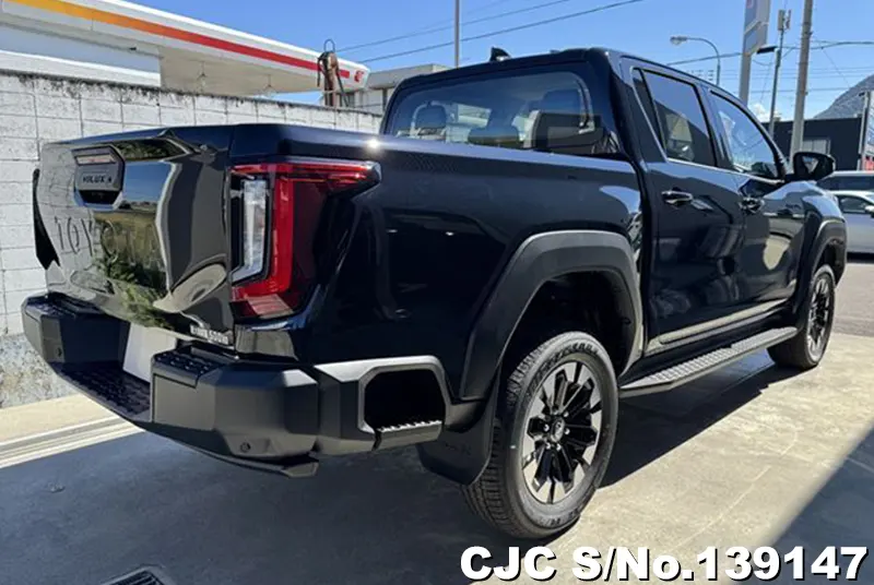 Toyota Hilux in Black for Sale Image 2