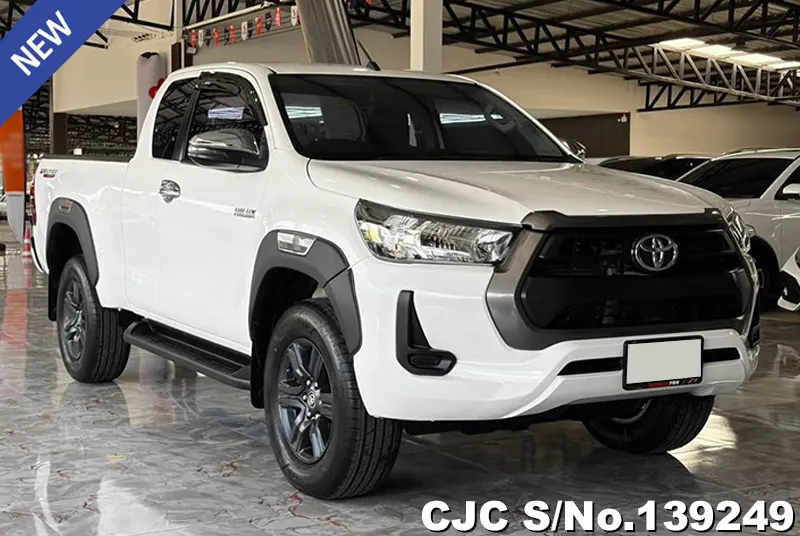 Toyota / Hilux / Revo