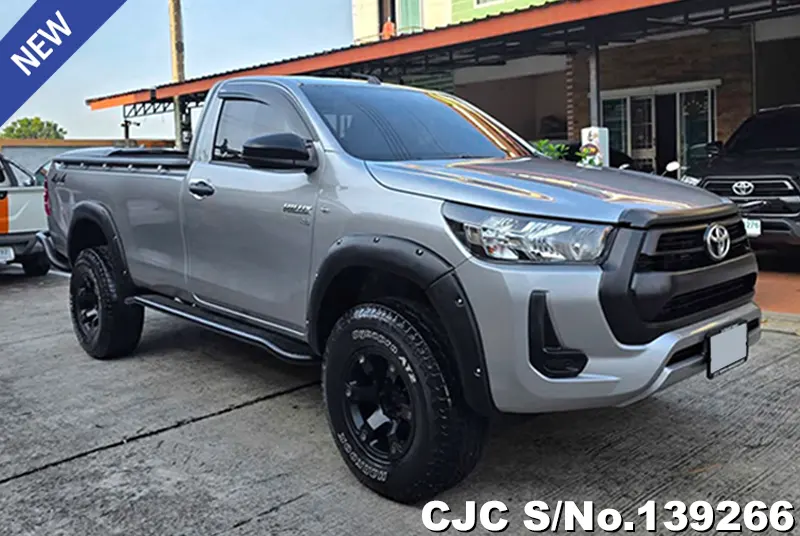Toyota / Hilux / Revo