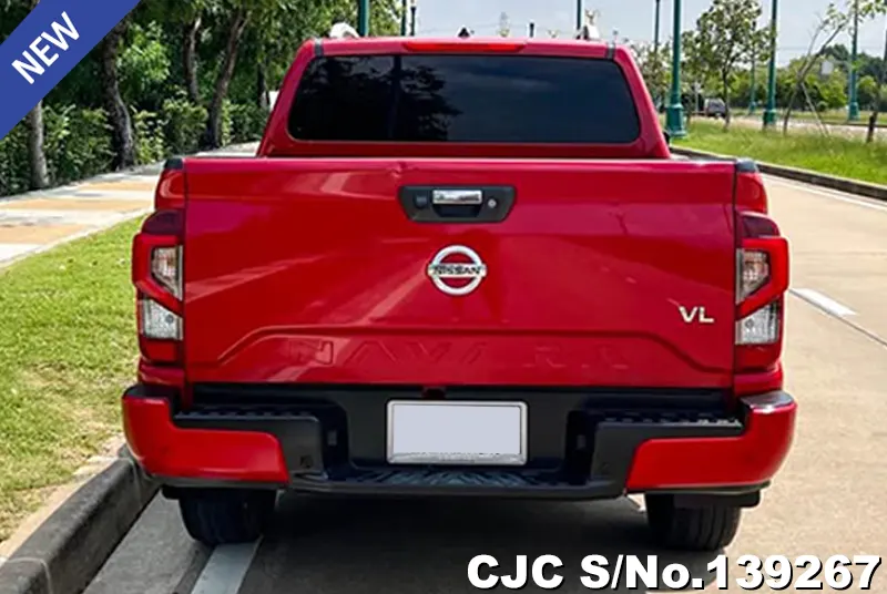 Nissan Navara in Red for Sale Image 5