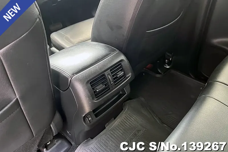 Nissan Navara in Red for Sale Image 15