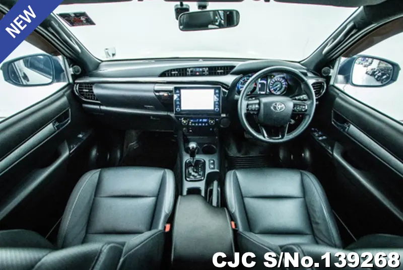 Toyota Hilux in White for Sale Image 5