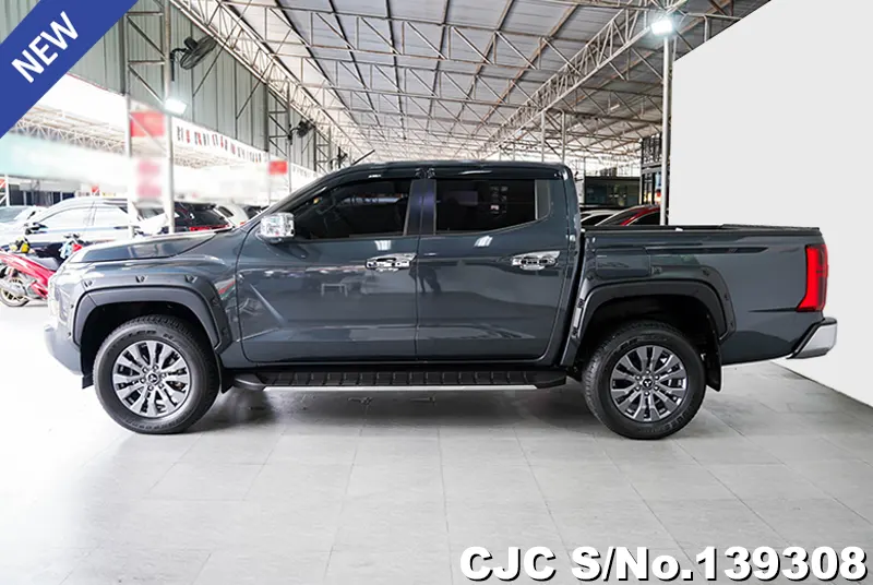 Mitsubishi Triton in Gray for Sale Image 6